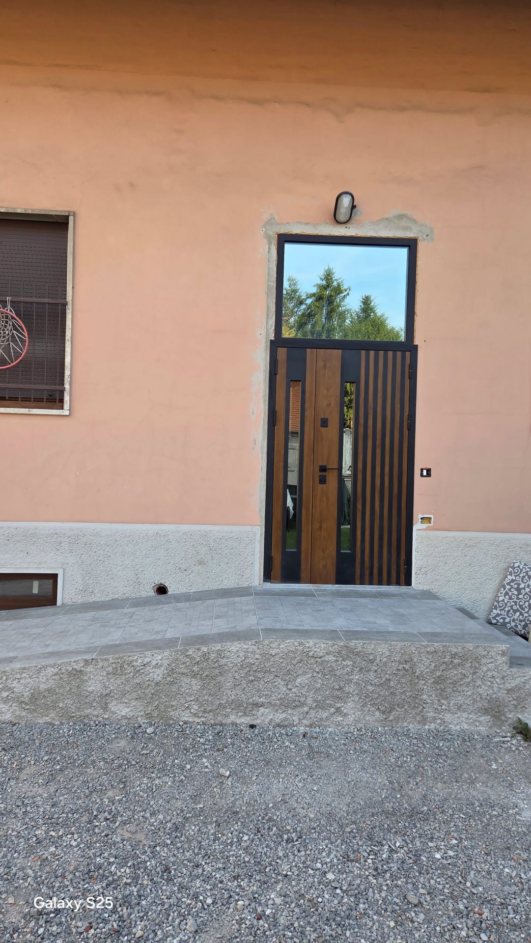 Villetta resa accessibile a Seregno: domotica, rampa e spazi nuovi