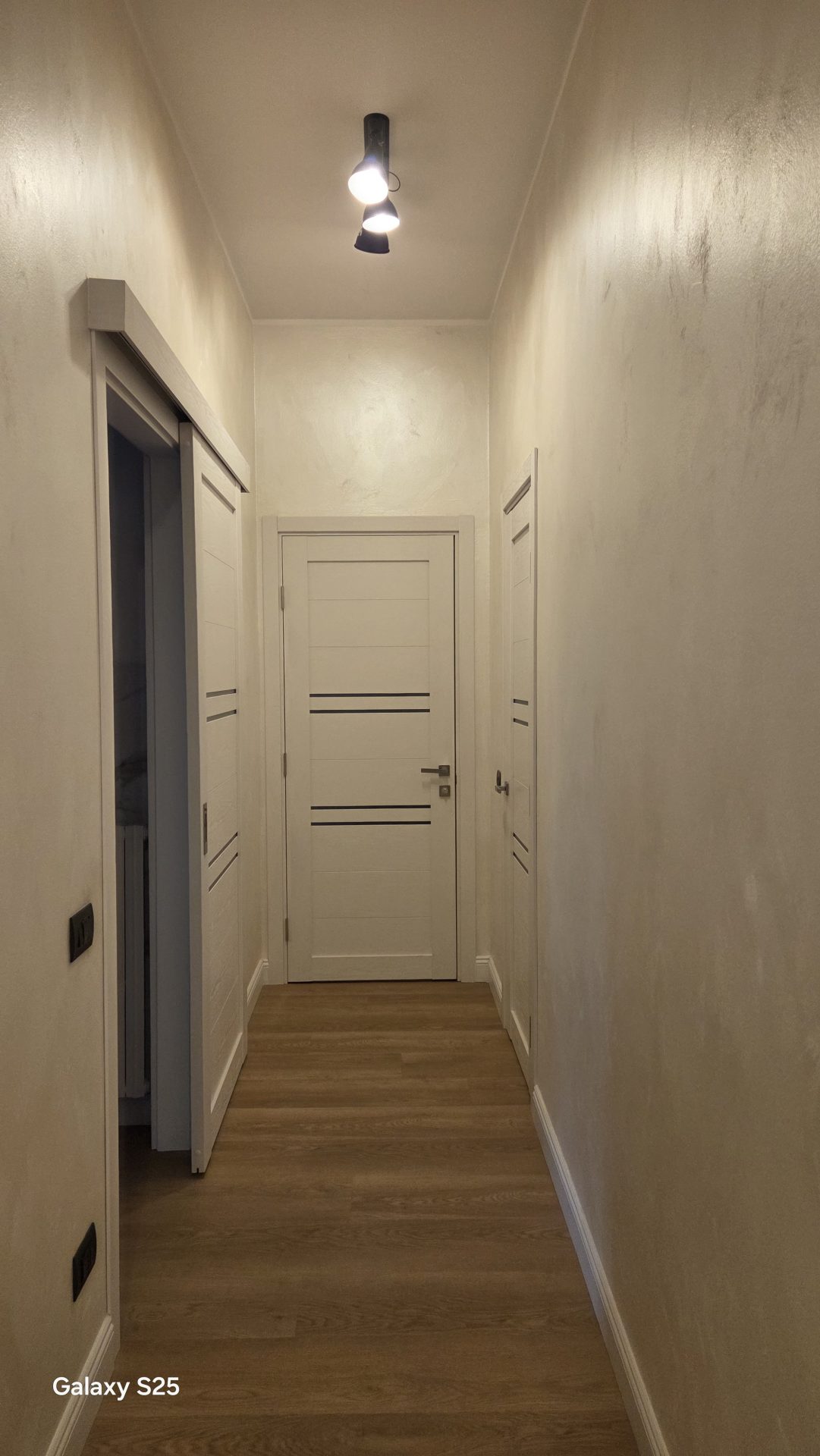 Sostituzione 11 porte interne 120mq