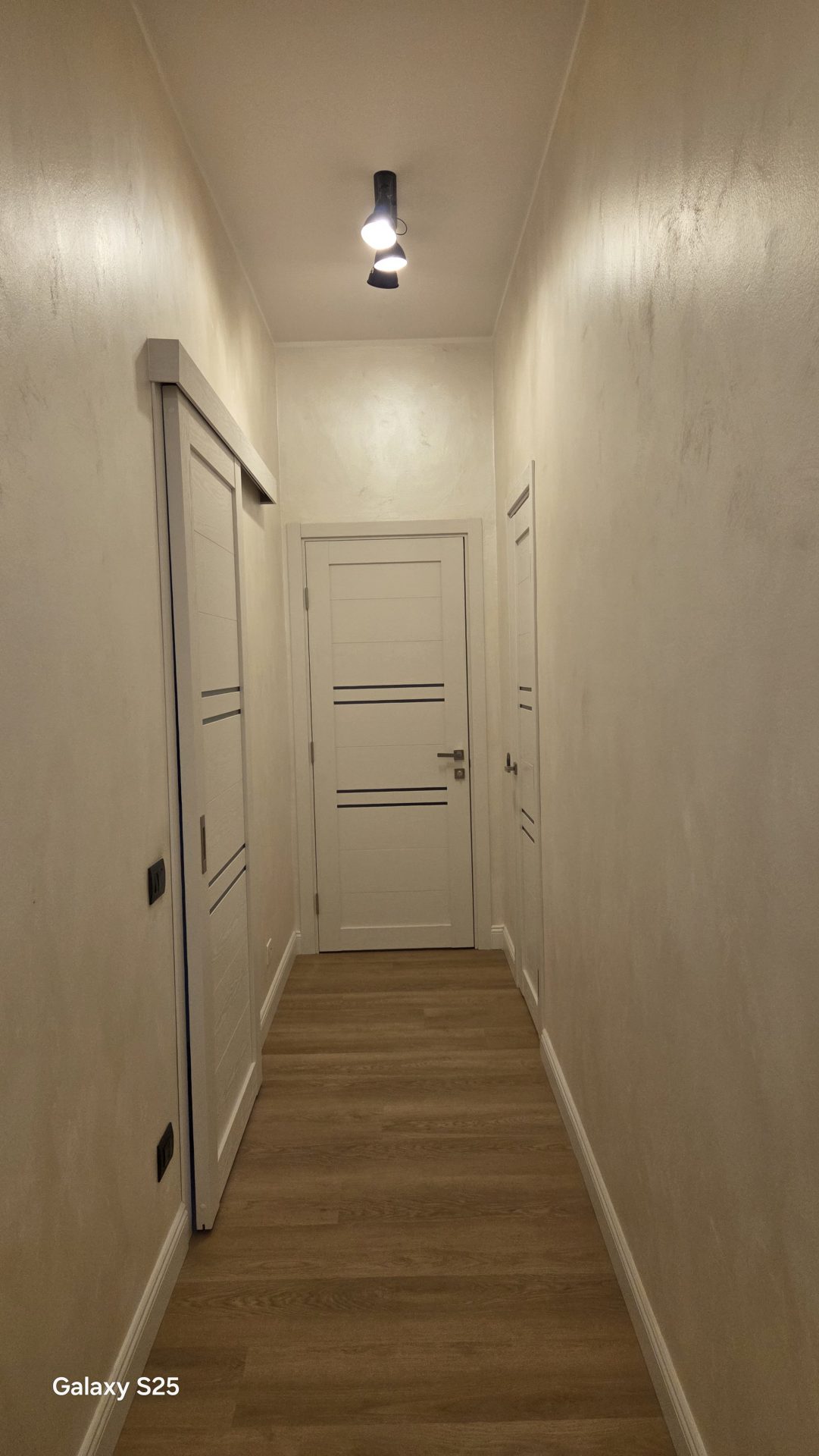 Sostituzione 11 porte interne 120mq