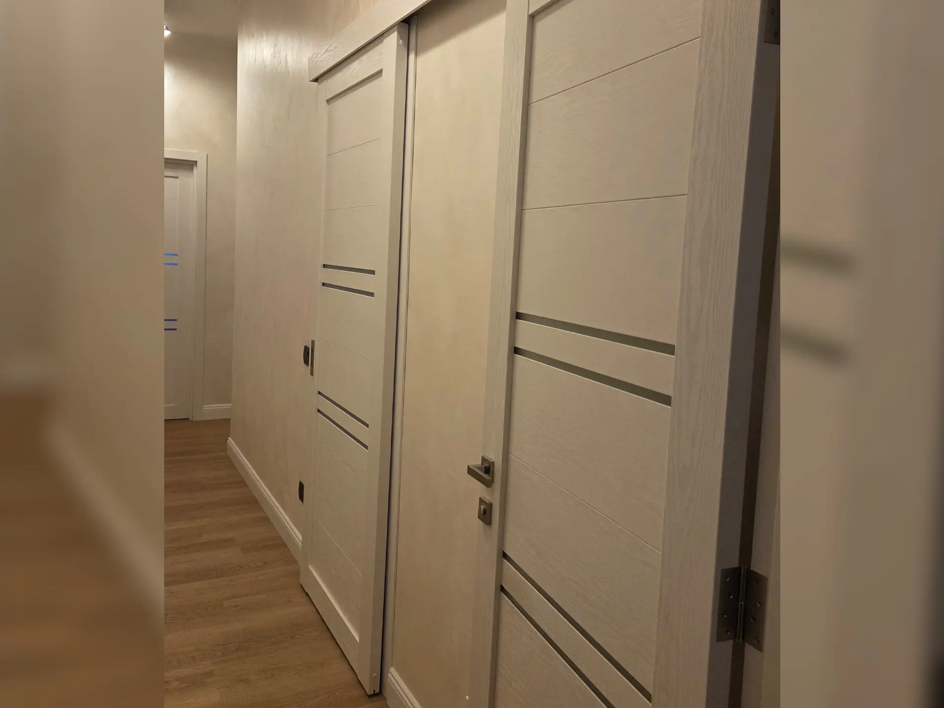 Nuove porte interne installate in appartamento a Cassina de' Pecchi